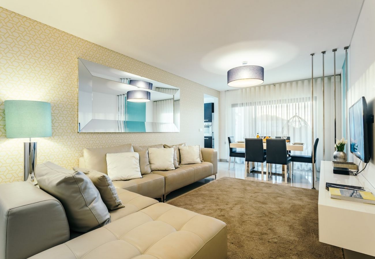 Apartamento em Ferrel - Best Houses 23 - Stunning Apartment, Great Location