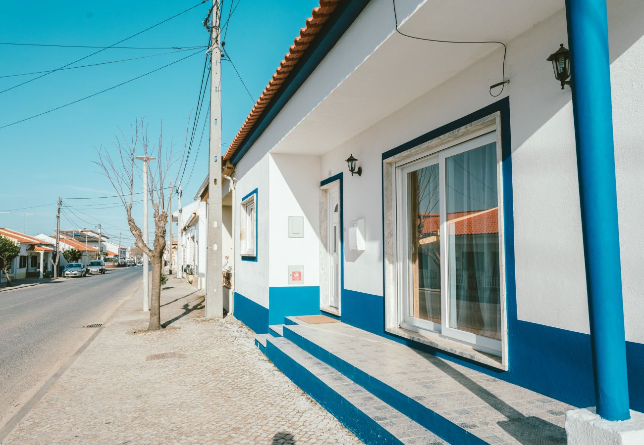 Casa em Atouguia da Baleia - Best Houses 51 - A Casinha Azul