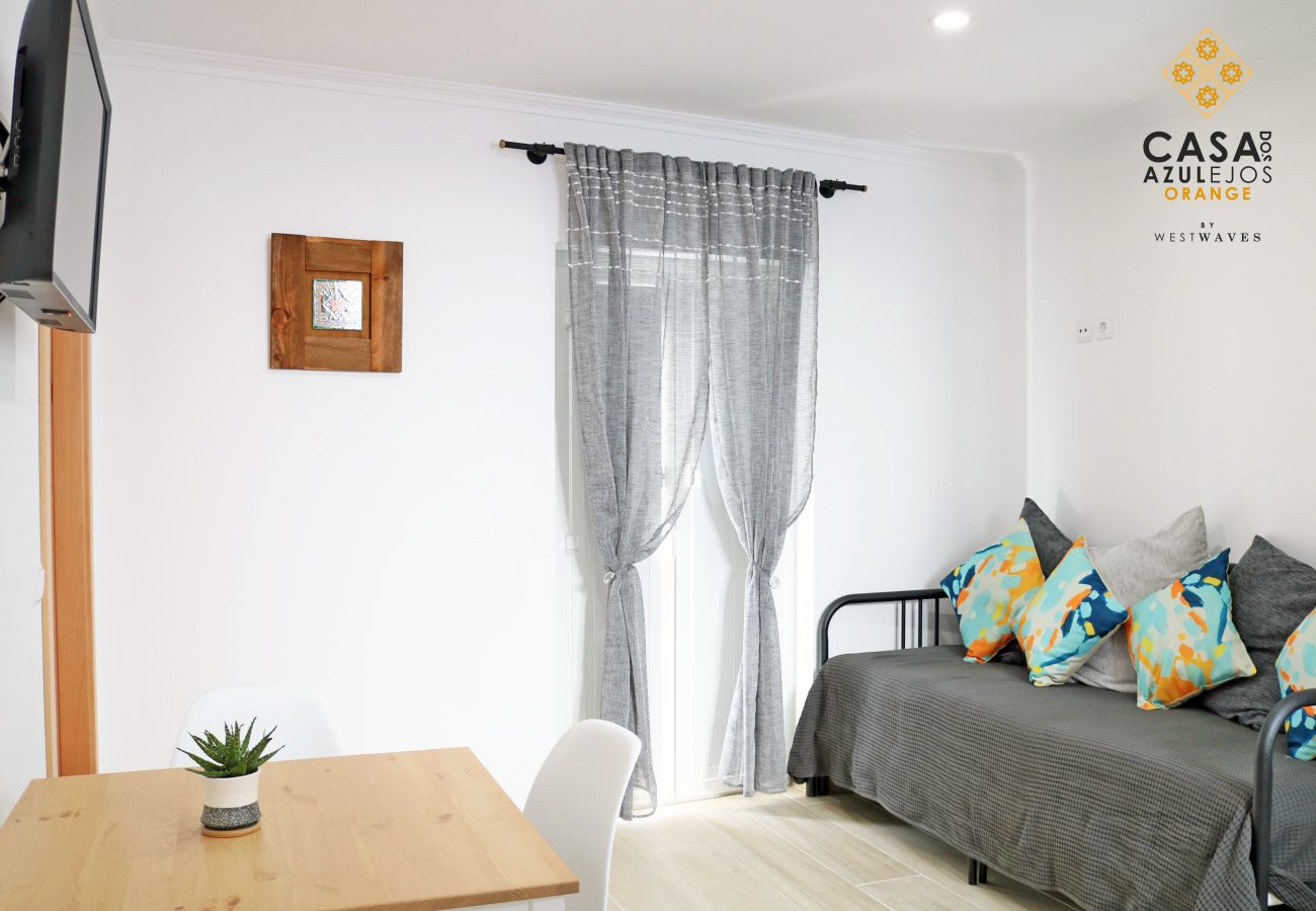 Apartamento em Peniche - Best Houses 121 - Casa do Azulejo Orange